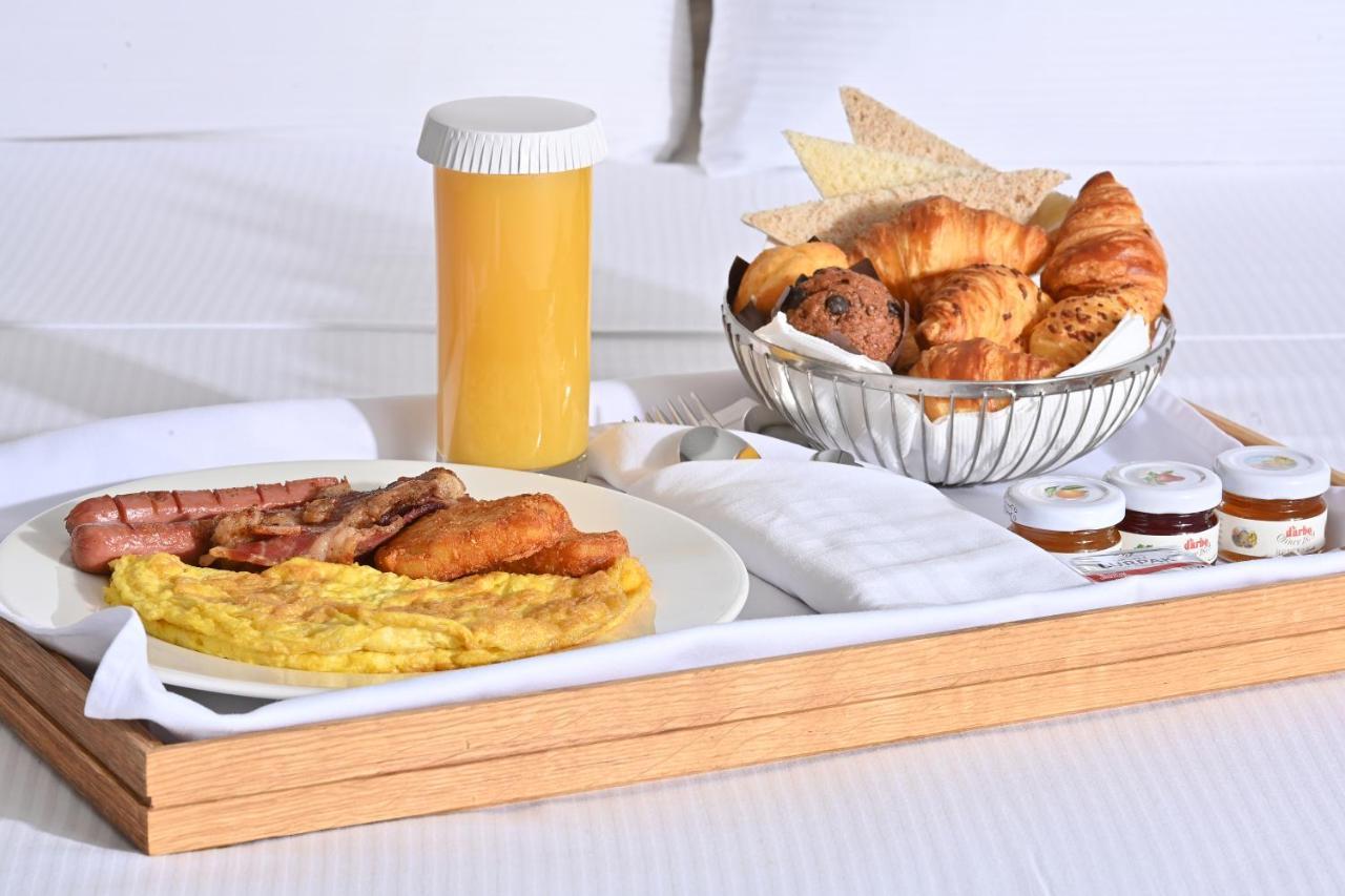 Clarion Hotel Jeddah Airport Ngoại thất bức ảnh